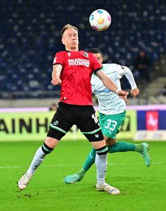 16 02 2024 Soccer Season 2023 2024 2 Soccer Bundesliga 22 Matchday Hannover 96 H96 SpVgg Greuther Fürth Kleeblatt Sportfoto Zink xwoxzix DFL regulations prohibit any use of photographs as image sequences and or quasi video only for editorial use Havard Nielsen 16, Hannover 96 H96