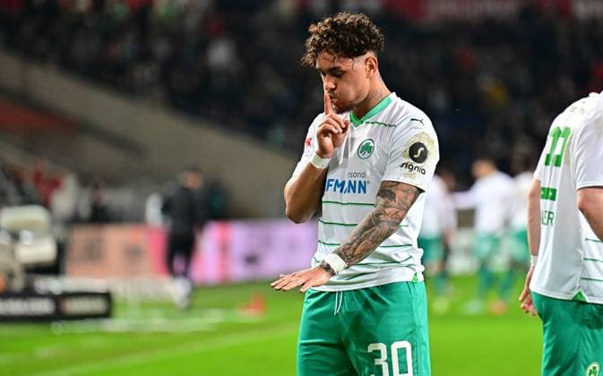 16 02 2024 Soccer Season 2023 2024 2 Soccer Bundesliga 22 Matchday Hannover 96 H96 SpVgg Greuther Fürth Kleeblatt Sportfoto Zink xwoxzix DFL regulations prohibit any use of photographs as image sequences and or quasi video only for editorial use Torjubel Jubel nach Treffer Torschuß zum 0 1 durch Armindo Sieb 30, SpVgg Greuther Fürth