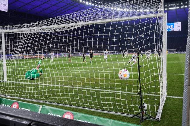 Fabian Reese Hertha BSC, 11 , equalizer after 11m to 1 1, GER, Hertha BSC vs 1 FC Magdeburg, Soccer Men, 2 Bundesliga, Season 2023 2024, 22 Matchday, 16 02 2024 DFL REGULATIONS PROHIBIT ANY USE OF PHOTOGRAPHS AS IMAGE SEQUENCES AND OR QUASI VIDEO GER, Hertha BSC vs 1 FC Magdeburg, Soccer Men, 2 Bundesliga, Season 2023 2024, 22 Matchday, 16 02 2024 Berlin Copyright: xEibner-Pressefotox xClaudiusxRaux EP_CRH