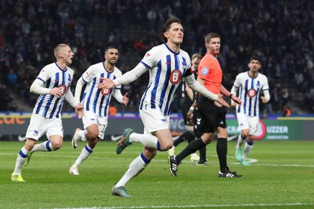 16 02 2024, xtgx, Fußball 2 Bundesliga, Hertha BSC Berlin 1 FC Magdeburg emspor, v l Fabian Reese Hertha, 11 Jubel, Torjubel, jubelt ueber das Tor, celebrate the goal, celebration DFL DFB REGULATIONS PROHIBIT ANY USE OF PHOTOGRAPHS as IMAGE SEQUENCES and or QUASI VIDEO Berlin