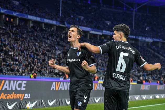 Soccer 2 Bundesliga, Hertha BSC 1 FC Magdeburg 16 02 2024, xdanx, Soccer 2 Bundesliga, Hertha BSC 1 FC Magdeburg, v l Tobias Mueller 1 FC Magdeburg 21 ,Cheering after the 2 2,Daniel Elfadli 1 FC Magdeburg 6 DFL DFB REGULATIONS PROHIBIT ANY USE OF PHOTOGRAPHS as IMAGE SEQUENCES and or QUASI VIDEO Foto Daniel Lakomski Mix1 Berlin Olympiastadion Berlin Berlin Germany EN Copyright: xDanielxLakomskix