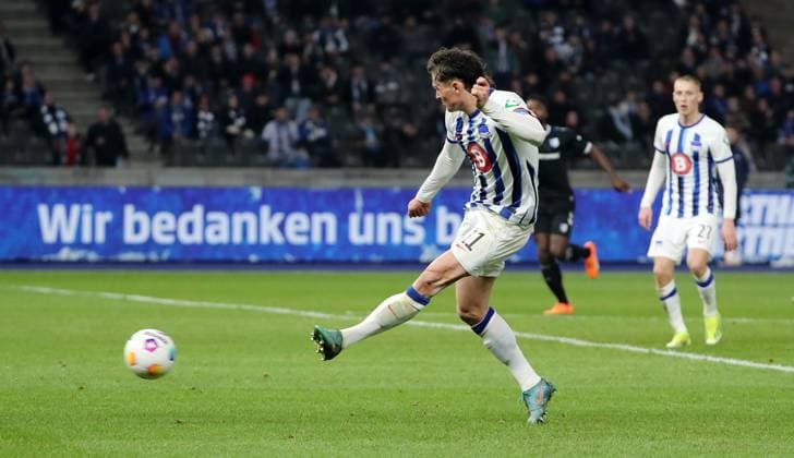 Fabian Reese scores the goal to make it 3 2 Sport Football Soccer DFL 2 Bundesliga Men 22 Matchday Season 2023 2024 16 02 2024 Hertha BSC Berlin vs 1 FC Magdeburg FCM DFL regulations prohibit any use of photographs as image sequences and or quasi video