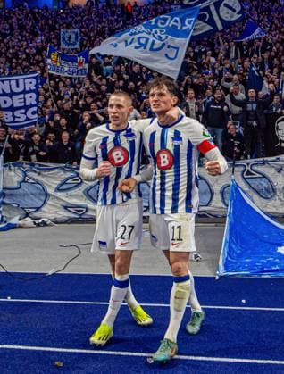 Soccer, Men, Season 2023 2024, 2 Bundesliga 22 Matchday , Hertha BSC 1 FC Magdeburg, f l Palko Dardai Hertha BSC , Fabian Reese Hertha BSC , Cheering after goal to 3 2, 16 02 2024, Copyright: xSebastianxRäppold MatthiasxKochx