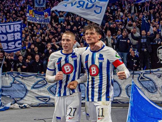 Soccer, Men, Season 2023 2024, 2 Bundesliga 22 Matchday , Hertha BSC 1 FC Magdeburg, f l Palko Dardai Hertha BSC , Fabian Reese Hertha BSC , Cheering after goal to 3 2, 16 02 2024, Copyright: xSebastianxRäppold MatthiasxKochx