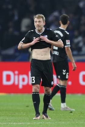 16 02 2024, xtgx, Fussball 2 Bundesliga, Hertha BSC Berlin 1 FC Magdeburg emspor, v l Connor Krempicki Magdeburg, 13 enttaeuscht, schaut enttaeuscht, niedergeschlagen, disappointed DFL DFB REGULATIONS PROHIBIT ANY USE OF PHOTOGRAPHS as IMAGE SEQUENCES and or QUASI VIDEO Berlin