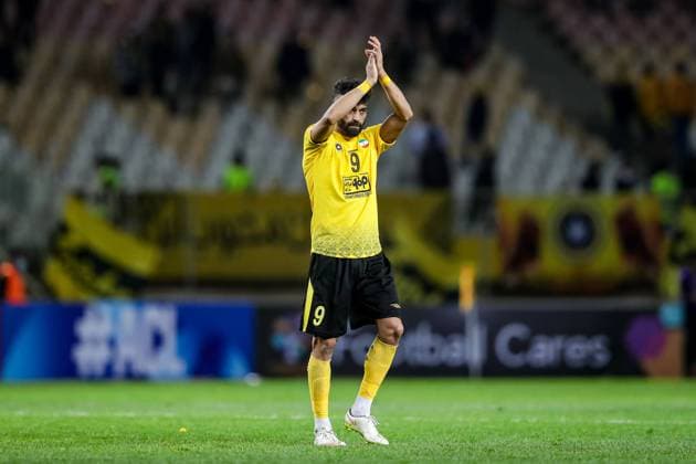 Sepahan vs Al Hilal AFC Champions League Ramin Rezaeian of Sepahan during the match. Sepahan SC and Al Hilal SFC faced on AFC Champions League. Match took place at Naghsh -e- Jahan Stadium, on February 15, 2024. Isfahan Isfahan Iran Copyright: xHosseinx