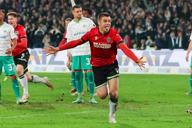 Nicolo Tresoldi Hannover 96 celebrates his goal for 2 1, 2 Bundesliga, Hannover 96 vs SpVgg Greuther Fuerth, HDI Arena, 16 02 2024, Hannover, Germany
