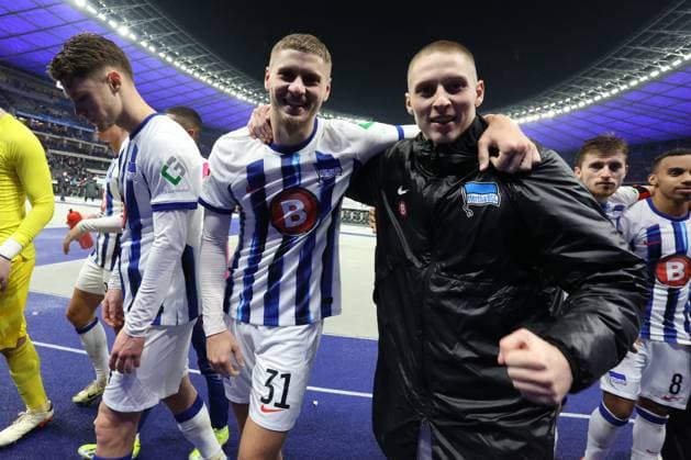 DEU, DFL, 2 FBL, Hertha BSC vs 1 FC Magdeburg, 16 02 2024, Berliner Olympiastadion, Berlin, DEU, DFL, 2 FBL, Hertha BSC vs 1 FC Magdeburg, in the picture Palko Dardai Hertha BSC Berlin 27 , Marton Dardai Hertha BSC Berlin 31 DFL regulations prohibit any use of Photographs as image sequences and or quasi video Foto Juergen Engler nordphoto GmbH nordphotoxGmbHx xEngler nph00076