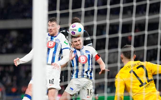 Germany, Berlin, 16 02 2024, Olympic Stadium, Hertha BSC vs 1 FC Magdeburg 2 Bundesliga, Jonjoe Kenny Hertha BSC heads Berlin Olympic Stadium Berlin Germany eu-images-659