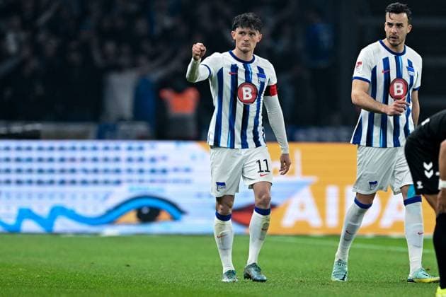 2 Bundesliga Hertha BSC Berlin 1 FC Magdeburg on 16 02 2024 at the Olympiastadion in Berlin Cheering, goal celebration, goal scorer, goal scorer Fabian Reese Hertha BSC Berlin cheers after his goal for 1 1 MT