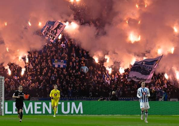Soccer 2 Bundesliga, Hertha BSC 1 FC Magdeburg 16 02 2024, xdanx, Soccer 2 Bundesliga, Hertha BSC 1 FC Magdeburg, v l fans, atmosphere, scarves, flags, visitors, jerseys, Ultras, Hertha BSC Berlin to send pyrotechnics, Bengalos, smoke DFL DFB REGULATIONS PROHIBIT ANY USE OF PHOTOGRAPHS as IMAGE SEQUENCES and or QUASI VIDEO Photo Daniel Lakomski Mix1 Berlin Olympiastadion Berlin Berlin Germany EN Copyright: xDanielxLakomskix