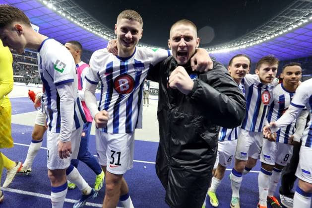 DEU, DFL, 2 FBL, Hertha BSC vs 1 FC Magdeburg, 16 02 2024, Berliner Olympiastadion, Berlin, DEU, DFL, 2 FBL, Hertha BSC vs 1 FC Magdeburg, in the picture Palko Dardai Hertha BSC Berlin 27 , Marton Dardai Hertha BSC Berlin 31 DFL regulations prohibit any use of Photographs as image sequences and or quasi video Foto Juergen Engler nordphoto GmbH nordphotoxGmbHx xEngler nph00076