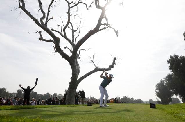 February 16, 2024 Justin Thomas hits a tee shot during the second round of the Genesis Invitational at Riviera Country Club in Pacific Palisades, CA. CSM Pacific Palisades United States of America - ZUMAc04_ 20240216_zma_c04_109 Copyright: xCharlesxBausx