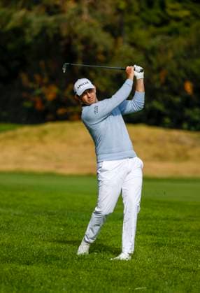 February 16, 2024 Patrick Cantlay hits a shot during the second round of the Genesis Invitational at Riviera Country Club in Pacific Palisades, CA. CSM Pacific Palisades United States of America - ZUMAc04_ 20240216_zma_c04_124 Copyright: xCharlesxBausx