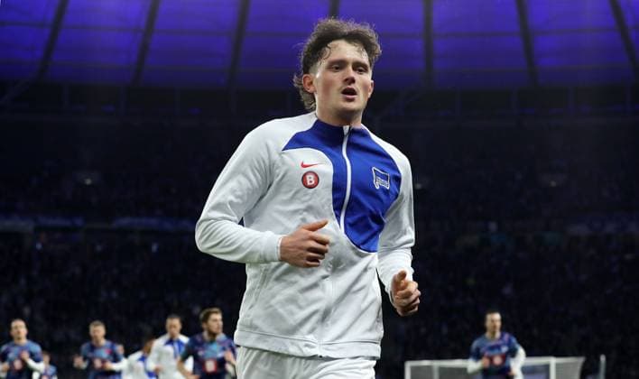 Fabian Reese after warming up Action upper body Sport Football Soccer DFL 2 Bundesliga Men 22 Matchday Season 2023 2024 16 02 2024 Hertha BSC Berlin vs 1 FC Magdeburg FCM DFL regulations prohibit any use of photographs as image sequences and or quasi video
