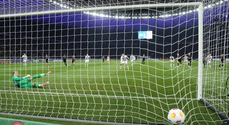Fabian Reese shoots penalty kick against to equalize 1 1 against goalkeeper Dominik Reimann Sport Football Soccer DFL 2 Bundesliga Men 22 Matchday Season 2023 2024 16 02 2024 Hertha BSC Berlin vs 1 FC Magdeburg FCM DFL regulations prohibit any use of photographs as image sequences and or quasi video