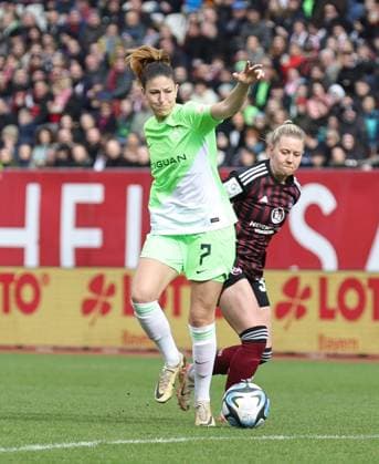 17 02 2024 Soccer Season 2023 2024 1 Women Soccer Bundesliga 14 Matchday 1 FC Nürnberg FCN Club VfL Wolfsburg Sportfoto Zink DaMa xdaxmax Chantal Hagel 7, VfL Wolfsburg Selma Magnusdottir 37, 1 FC Nürnberg FCN