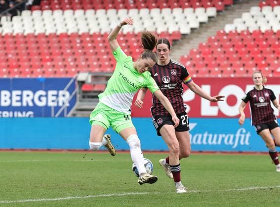 17 02 2024 Soccer Season 2023 2024 1 Women Soccer Bundesliga 14 Matchday 1 FC Nuremberg FCN Club VfL Wolfsburg Sportfoto Zink DaMa xdaxmax Goal Goal Shot to 1 3 Goalscorer Ewa Pajor 9, VfL Wolfsburg vs Lara Schmidt 27, 1 FC Nuremberg FCN