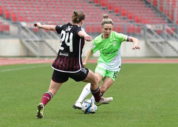 17 02 2024 Soccer Season 2023 2024 1 Women Soccer Bundesliga 14 Matchday 1 FC Nürnberg FCN Club VfL Wolfsburg Sportfoto Zink DaMa xdaxmax Nastassja Lein 24, 1 FC Nürnberg FCN Svenja Huth 10, VfL Wolfsburg