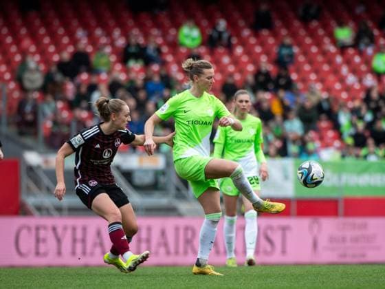 Alexandra Popp VfL Wolfsburg, 11 on the ball, GER, FC Nuernberg vs VfL Wolfsburg, Football Google Pixel Womens Bundesliga, 14 Matchday, Season 2023 2024, 17 02 2024 DFB regulations prohibit any use of photographs as image sequences and or quasi video GER, FC Nuernberg vs VfL Wolfsburg, Football Google Pixel Womens Bundesliga, 14 Matchday, Season 2023 2024, 17 02 2024 Nuernberg Copyright: xEibner-Pressefoto Memmlerx EP_MMR