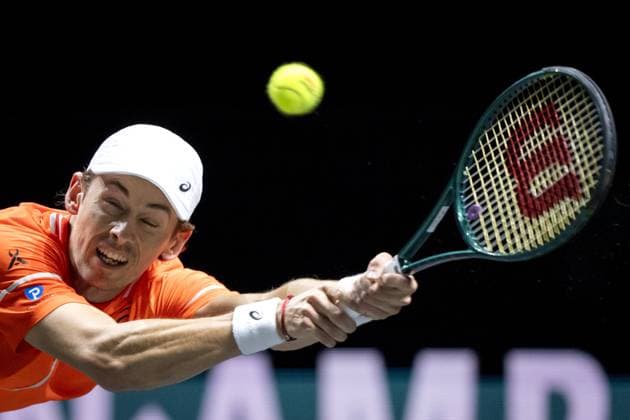 ROTTERDAM - Alex de Minaur (Australia) in action against Grigor Dimitrov (Bulgaria) during the first semi-final on the sixth day of the ABN AMRO Open tennis tournament in Ahoy. ANP SANDER KONING ABN AMRO Open 2024 xVIxANPxSportx xxANPxIVx 491328174 originalFilename: 491328174.jpg
