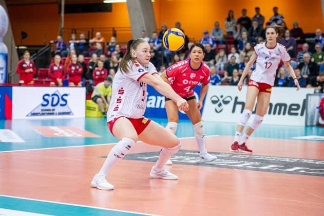 Suvi Kokkonen SC Potsdam, 05 Ball acceptance Allianz MTV Stuttgart SC Potsdam, Sport, Volleyball Bundesliga, Women, VBL, Season 2023 24, 17 02 2024, Stuttgart SCHARRena , DEU Allianz MTV Stuttgart SC Potsdam, Sport, Volleyball Bundesliga, Women, VBL, Season 2023 24, 17 02 2024, Stuttgart SCHARRena , DEU Stuttgart Copyright: xSandyxDinkelackerx EP_SDR
