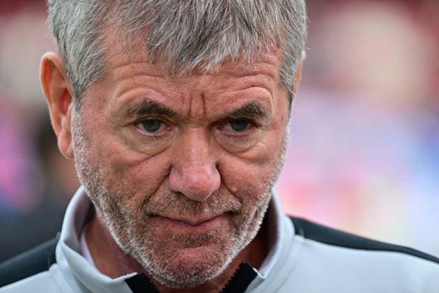 18 02 2024 Soccer Season 2023 2024 2 Soccer Bundesliga 22 Matchday 1 FC Nürnberg FCN Club 1 FC Kaiserslautern FCK Roten Teufel Sportfoto Zink xwoxzix DFL regulations prohibit any use of photographs as image sequences and or quasi video only for editorial use Friedhelm Funkel Trainer 1 FC Kaiserslautern FCK