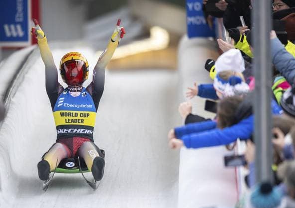 Bilder des Jahres 2024, Sport 02 Feburar Sport Themen der Woche KW07 Sport Bilder des Tages EBERSPÄCHER LUGE WORLD CUP 2023-2024 ** NUR FÜR REDAKTIONELLE ZWECKE ** EDITORIAL USE ONLY **<p>18 02 2024-Oberhof: EBERSPÄCHER Luge World Cup 2023 2024 Rennrodelbahn Oberhof Damen, Einzel im Foto: Julia Taubitz 14 (GER) jubelt im Ziel ( Deutschland Thueringen Oberhof Copyright: SaschaxFromm *** EBERSPÄCHER LUGE WORLD CUP 2023 2024 FOR EDITORIAL PURPOSES ONLY EDITORIAL USE ONLY p 18 02 2024 Oberhof EBERSPÄCHER Luge World Cup 2023 2024 Luge track Oberhof women, single in photo Julia Taubitz 14 GER cheers at the finish line Germany Thuringia Oberhof Copyright SaschaxFromm Copyright: SaschaxFromm doc7u71gpru3483ep326cm ,EDITORIAL USE ONLY