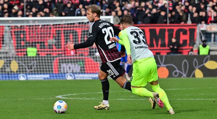 18 02 2024 Soccer season 2023 2024 2 Soccer Bundesliga 22 Matchday 1 FC Nürnberg FCN Club 1 FC Kaiserslautern FCK Roten Teufel Sportfoto Zink xwoxzix DFL regulations prohibit any use of photographs as image sequences and or quasi video only for editorial use Sebastian Andersson 20, 1 FC Nürnberg FCN Jan Elvedi 33, 1 FC Kaiserslautern FCK