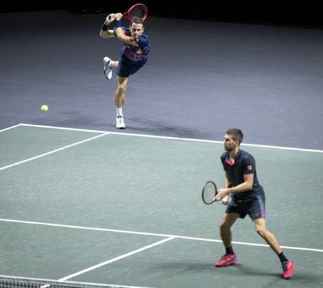 ROTTERDAM - Wesley Koolhof (NED) and Nikola Mektic (CRO) in action against Robin Haase and Botic van de Zandschulp on the last day of the ABN AMRO Open tennis tournament in Ahoy. ANP SANDER KONING ABN AMRO Open 2024 xVIxANPxSportx xxANPxIVx 491424970 originalFilename: 491424970.jpg