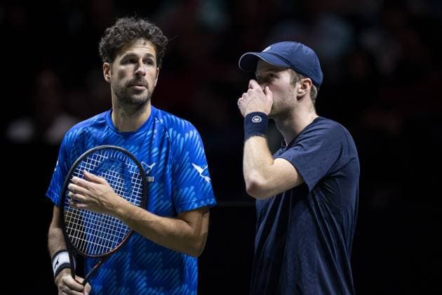 ROTTERDAM - Robin Haase and Botic van de Zandschulp in action against Wesley Koolhof (NED) and Nikola Mektic (CRO) on the last day of the ABN AMRO Open tennis tournament in Ahoy. ANP SANDER KONING ABN AMRO Open 2024 xVIxANPxSportx xxANPxIVx 491425655 originalFilename: 491425655.jpg