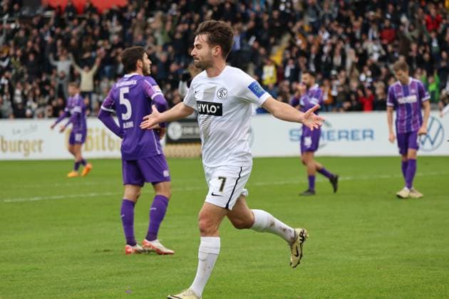 18 02 2024, Soccer, Men, 2 Bundesliga , 22 Matchday, Season 2023 2024, SV 07 Elversberg VfL Osnabrück, Goal celebration to 1 0, Goalscorer Manuel Feil SV 07 Elversberg Elversberg Ursapharm Arena an der Kaiserlinde Saarland Germany EN