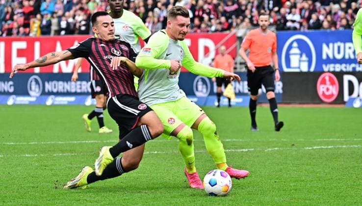 18 02 2024 Soccer season 2023 2024 2 Soccer Bundesliga 22 Matchday 1 FC Nürnberg FCN Club 1 FC Kaiserslautern FCK Roten Teufel Sportfoto Zink xwoxzix DFL regulations prohibit any use of photographs as image sequences and or quasi video only for editorial use Jens Castrop 17, 1 FC Nürnberg FCN Marlon Ritter 7, 1 FC Kaiserslautern FCK