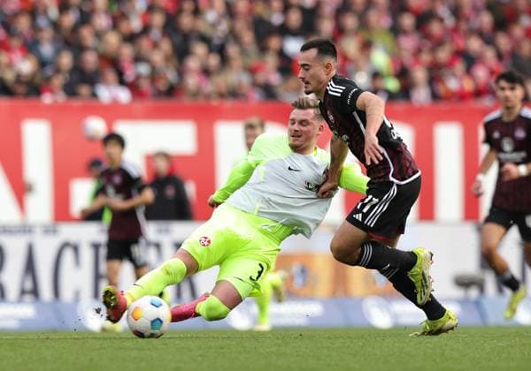 18 02 2024 Soccer Season 2023 2024 2 Soccer Bundesliga 22 Matchday 1 FC Nürnberg FCN Club 1 FC Kaiserslautern FCK Roten Teufel Sportfoto Zink DaMa xdaxmax DFL regulations prohibit any use of photographs as image sequences and or quasi video only for editorial use Marlon Ritter 7, 1 FC Kaiserslautern FCK Jens Castrop 17, 1 FC Nürnberg FCN