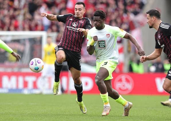 18 02 2024 Soccer Season 2023 2024 2 Soccer Bundesliga 22 Matchday 1 FC Nürnberg FCN Club 1 FC Kaiserslautern FCK Roten Teufel Sportfoto Zink DaMa xdaxmax DFL regulations prohibit any use of photographs as image sequences and or quasi video only for editorial use Jens Castrop 17, 1 FC Nürnberg FCN Ragnar Ache 9, 1 FC Kaiserslautern FCK