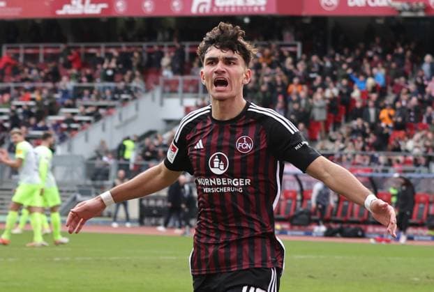 18 02 2024 Soccer Season 2023 2024 2 Soccer Bundesliga 22 Matchday 1 FC Nürnberg FCN Club 1 FC Kaiserslautern FCK Roten Teufel Sportfoto Zink DaMa xdaxmax DFL regulations prohibit any use of photographs as image sequences and or quasi video only for editorial use Jubel Freude Torjubel nach Tor zum 1 1 Can Yilmaz Uzun 42, 1 FC Nürnberg FCN jubelt freut sich Torschütze Can Yilmaz Uzun 42, 1 FC Nürnberg FCN