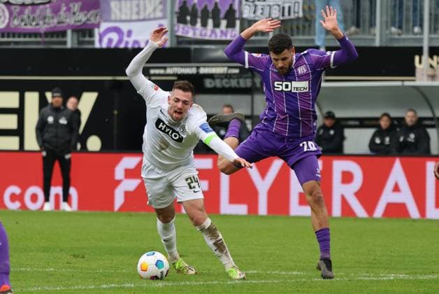 18 02 2024, Football, Men, 2 Bundesliga , 22 Matchday, Season 2023 2024, SV 07 Elversberg VfL Osnabrück, Luca Schnellbacher SV 07 Elversberg , Dave Gnaase VfL Osnabrück Elversberg Ursapharm Arena an der Kaiserlinde Saarland Germany EN