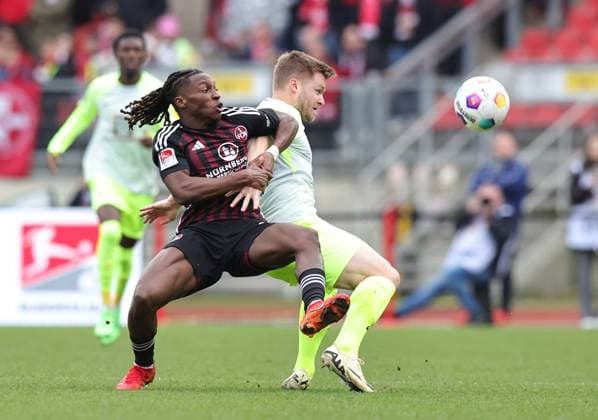 18 02 2024 Soccer Season 2023 2024 2 Soccer Bundesliga 22 Matchday 1 FC Nürnberg FCN Club 1 FC Kaiserslautern FCK Roten Teufel Sportfoto Zink DaMa xdaxmax DFL regulations prohibit any use of photographs as image sequences and or quasi video only for editorial use Joseph Hungbo 23, 1 FC Nürnberg FCN Jean Zimmer 8, 1 FC Kaiserslautern FCK