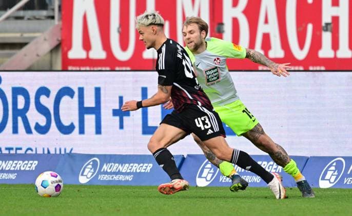 18 02 2024 Soccer Season 2023 2024 2 Soccer Bundesliga 22 Matchday 1 FC Nürnberg FCN Club 1 FC Kaiserslautern FCK Roten Teufel Sportfoto Zink xwoxzix DFL regulations prohibit any use of photographs as image sequences and or quasi video only for editorial use Jannik Hofmann 43, 1 FC Nürnberg FCN Tymoteusz Puchacz 15, 1 FC Kaiserslautern FCK