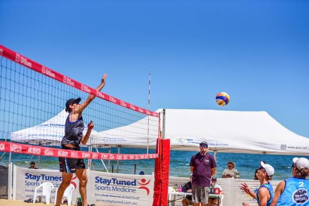 February 18, 2024, Melbourne, Victoria, Australia: Jack Gregory (L), Klaas McIntosh (R) and Ben Carroll (far right) seen in action during the Men s AAA semi-final game of the Vic Open Beach volleyball, Beachvolleyball Tournament at St Kilda Beach. Ben Carroll & Klaas McIntosh won against Jack Gregory & Patrick Tang in 3 sets 21:14, 19:21, 16:14. Melbourne Australia - ZUMAs197 20240218_aaa_s197_048 Copyright: xAlexanderxBogatyrevx