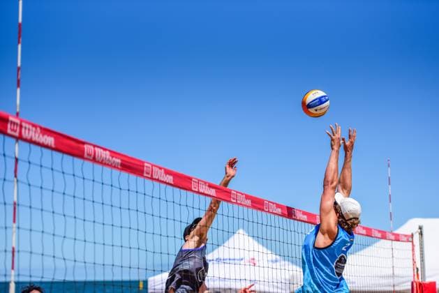 February 18, 2024, Melbourne, Victoria, Australia: Jack Gregory (L) and Ben Carroll (R) seen in action during the Men s AAA semi-final game of the Vic Open Beach volleyball, Beachvolleyball Tournament at St Kilda Beach. Ben Carroll & Klaas McIntosh won against Jack Gregory & Patrick Tang in 3 sets 21:14, 19:21, 16:14. Melbourne Australia - ZUMAs197 20240218_aaa_s197_053 Copyright: xAlexanderxBogatyrevx