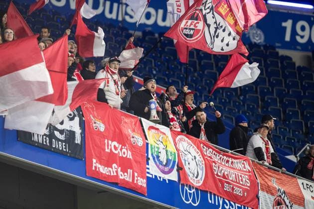 Google Pixel Women Bundesliga 14 Matchday MSV Duisburg 1 FC Köln 18 02 2024 Fans of 1 FC Köln Google Pixel Women Bundesliga 14 Matchday MSV Duisburg 1 FC Köln Schauinsland Reisen Arena Duisburg 18 02 2024 DFB DFL REGULATIONS PROHIBIT ANY USE OF PHOTOGRAPHS AS IMAGE SEQUENCES AND OR QUASI VIDEO Copyright: xBEAUTIFULxSPORTS Buriakovx