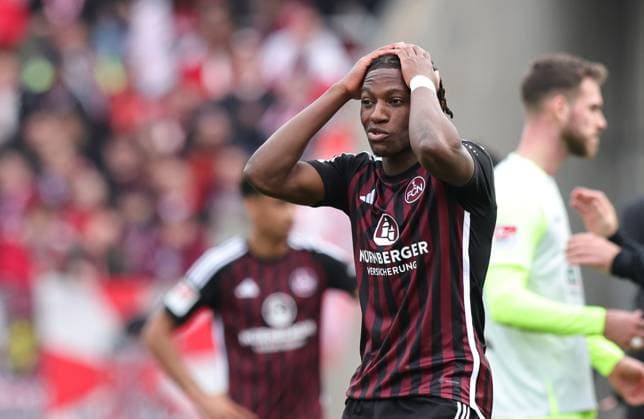 18 02 2024 Soccer season 2023 2024 2 Soccer Bundesliga 22 Matchday 1 FC Nürnberg FCN Club 1 FC Kaiserslautern FCK Roten Teufel Sportfoto Zink DaMa xdaxmax DFL regulations prohibit any use of photographs as image sequences and or quasi video only for editorial use Joseph Hungbo 23, 1 FC Nürnberg FCN disappointed Disappointment after the end of the match