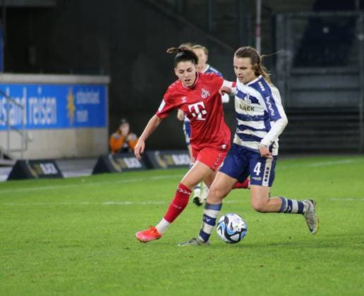 18 02 2024, xgrfx, Fussball 1 Bundesliga Damen, MSV Duisburg Damen 1 FC Köln Damen emspor, v l Kara Bathmann MSV Duisburg DFL DFB REGULATIONS PROHIBIT ANY USE OF PHOTOGRAPHS as IMAGE SEQUENCES and or QUASI VIDEO Duisburg