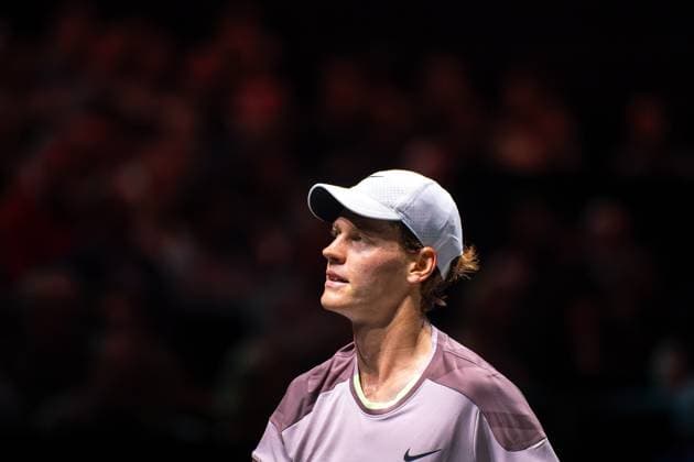 2024-02-18 ABN AMRO Open 2024 - Day 7 ROTTERDAM, NETHERLANDS - FEBRUARY 18: Jannik Sinner of Italy looks on during Day 7 of the ABN AMRO Open 2024 at Ahoy on February 18, 2024 in Rotterdam, Netherlands. (Photo by Joris Verwijst BSR Agency) Rotterdam Netherlands Content not available for redistribution in The Netherlands directly or indirectly through any third parties. Copyright: xBSRxAgencyx