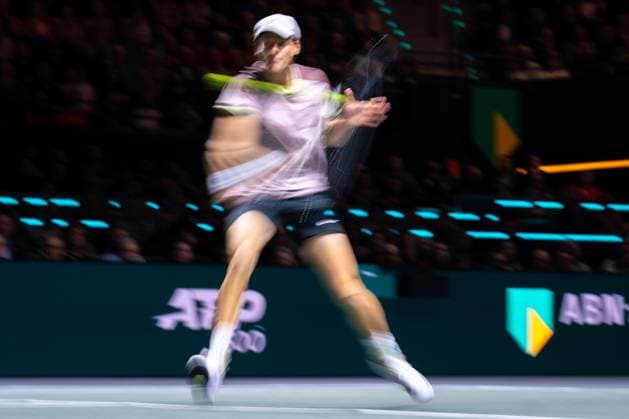 2024-02-18 ABN AMRO Open 2024 - Day 7 ROTTERDAM, NETHERLANDS - FEBRUARY 18: A slow shutter speed photograph shows Jannik Sinner of Italy in action during Day 7 of the ABN AMRO Open 2024 at Ahoy on February 18, 2024 in Rotterdam, Netherlands. (Photo by Joris Verwijst BSR Agency) Rotterdam Netherlands Content not available for redistribution in The Netherlands directly or indirectly through any third parties. Copyright: xBSRxAgencyx
