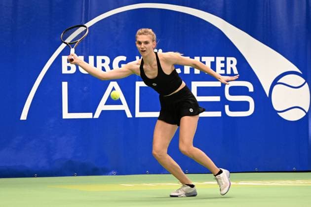 Burgwaechter Ladies Open 2024, Womens Tennis, ITF World Ranking Tournament, Final, Singles, Alison Van Uytvanck BEL vs Julia Avdeeva RUS , 18 02 2024 Winner Julia Avdeeva RUS Burgwaechter Ladies Open 2024, Womens Tennis, ITF World Ranking Tournament, 12 18 02 2024 Altenkirchen Copyright: xAugstx xEibner-Pressefotox EP_jat