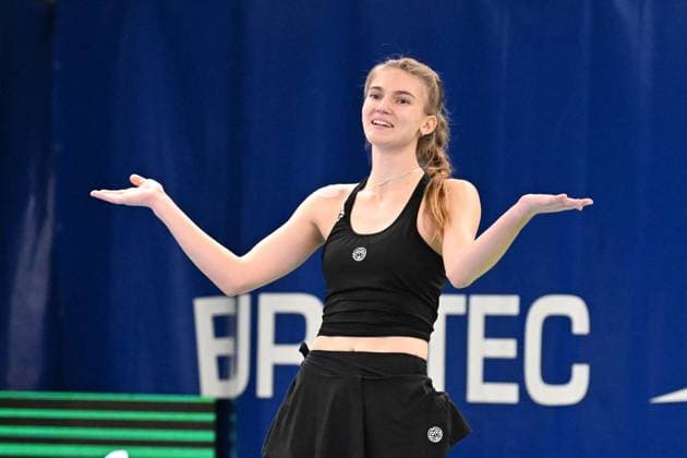 Winner Julia Avdeeva RUS after the match point Burgwaechter Ladies Open 2024, Womens Tennis, ITF World Ranking Tournament, Final, Singles, Alison Van Uytvanck BEL vs Julia Avdeeva RUS , 18 02 2024 Burgwaechter Ladies Open 2024, Womens Tennis, ITF World Ranking Tournament, 12 18 02 2024 Altenkirchen Copyright: xAugstx xEibner-Pressefotox EP_jat