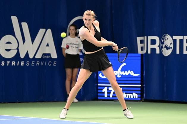 Winner Julia Avdeeva RUS Burgwaechter Ladies Open 2024, Womens Tennis, ITF World Ranking Tournament, Final, Singles, Alison Van Uytvanck BEL vs Julia Avdeeva RUS , 18 02 2024 Burgwaechter Ladies Open 2024, Womens Tennis, ITF World Ranking Tournament, 12 18 02 2024 Altenkirchen Copyright: xAugstx xEibner-Pressefotox EP_jat