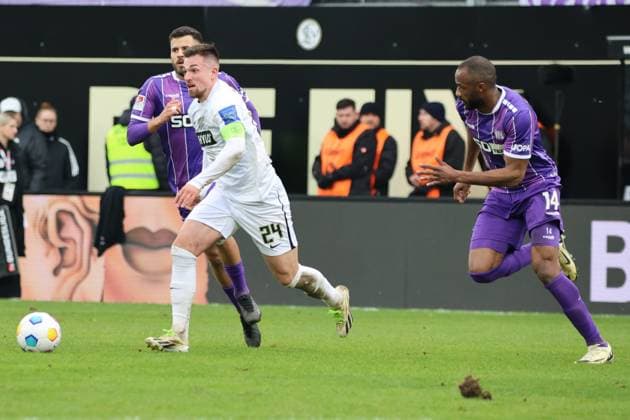 18 02 2024, Football, Men, 2 Bundesliga , 22 Matchday, Season 2023 2024, SV 07 Elversberg VfL Osnabrück, Luca Schnellbacher SV 07 Elversberg , Dave Gnaase VfL Osnabrück , Oumar Diakhite VfL Osnabrück Elversberg Ursapharm Arena an der Kaiserlinde Saarland Germany EN
